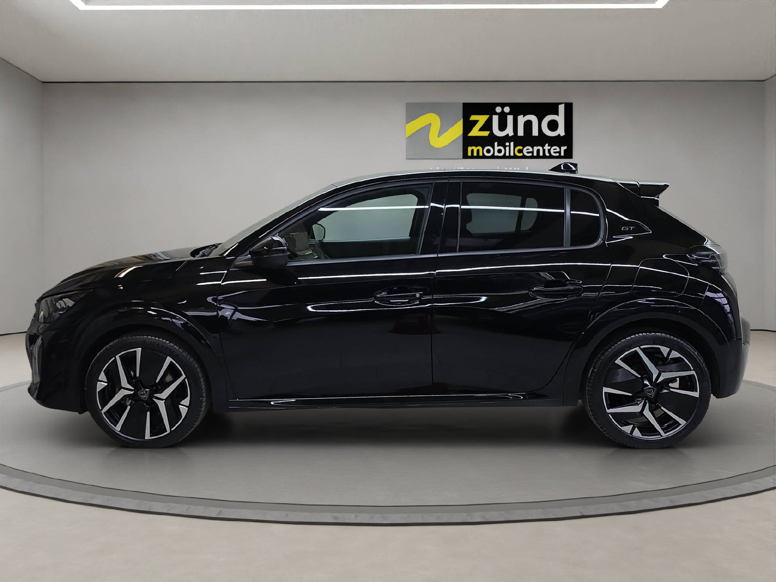 PEUGEOT 208 1.2 Hybrid 145 GT, Mild-Hybrid Petrol/Electric, New car, Automatic - 2