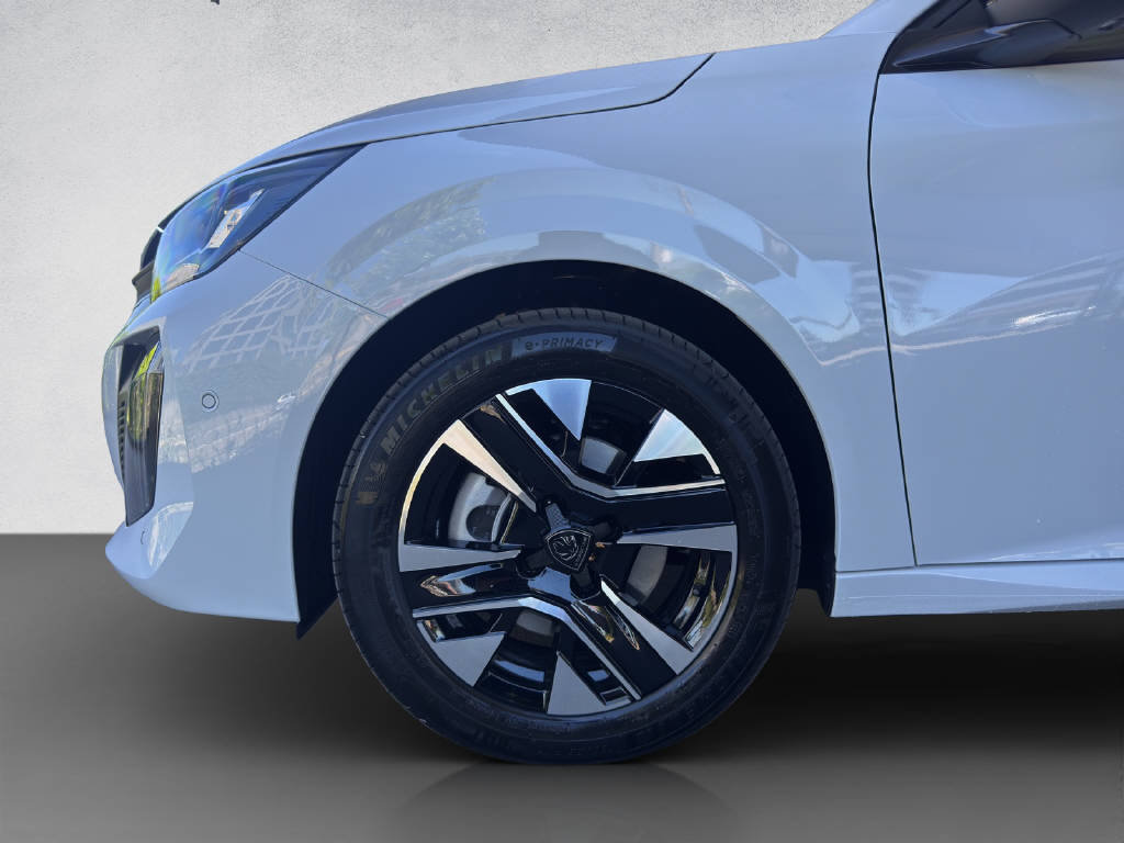 PEUGEOT 208 1.2 Hybrid Allure, Mild-Hybrid Petrol/Electric, New car, Automatic - 7