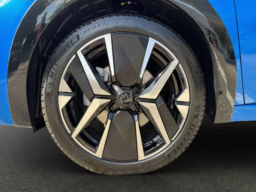 PEUGEOT 208 1.2 Hybrid 145 GT, Hybride Leggero Benzina/Elettrica, Auto nuove, Automatico - 5