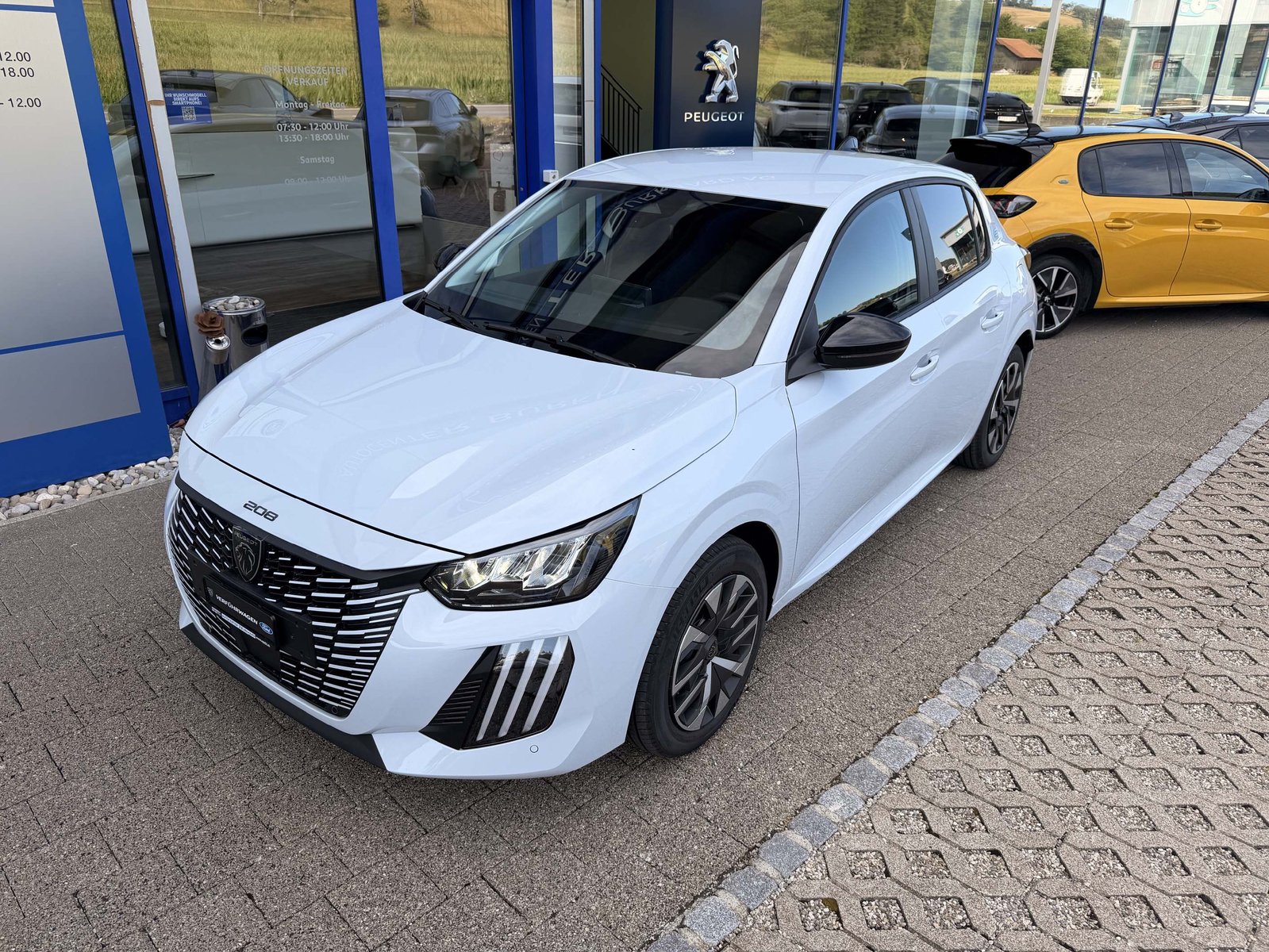 PEUGEOT 208 e-Business * 8 Jahre Werksgarantie*, Elektro, Neuwagen, Automatik - 2
