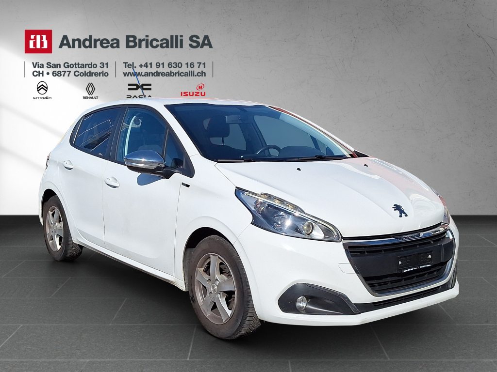 PEUGEOT 208 1.2 PureTech Style S/S, Benzin, Occasion / Gebraucht, Automatik - 5