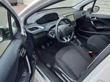 PEUGEOT 208 1.2 PureTech Style, Second hand / Used, Manual - 5