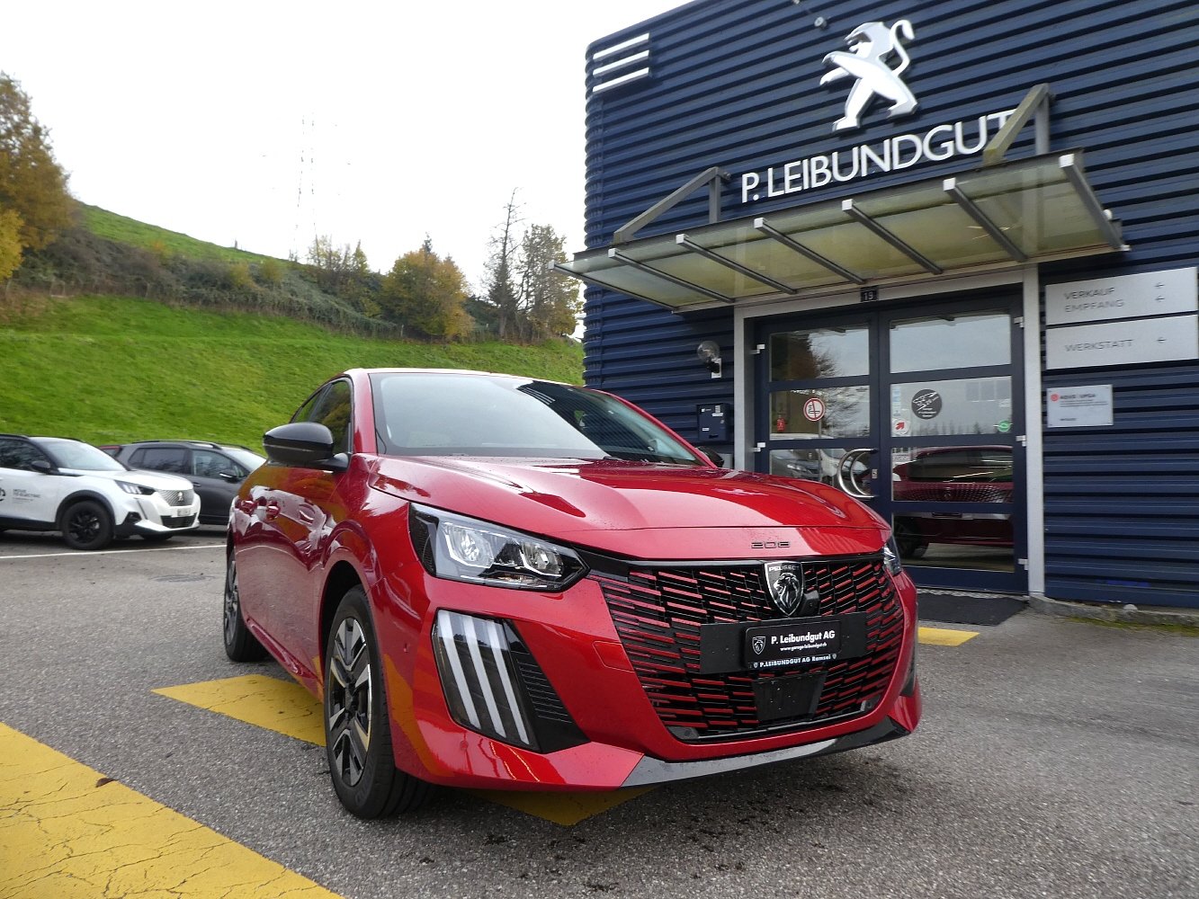 PEUGEOT 208 1.2 Hybrid Allure