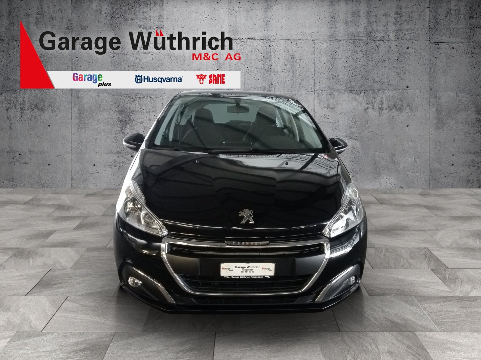 PEUGEOT 208 1.2 PureTech Active S/S, Petrol, Second hand / Used, Manual - 2