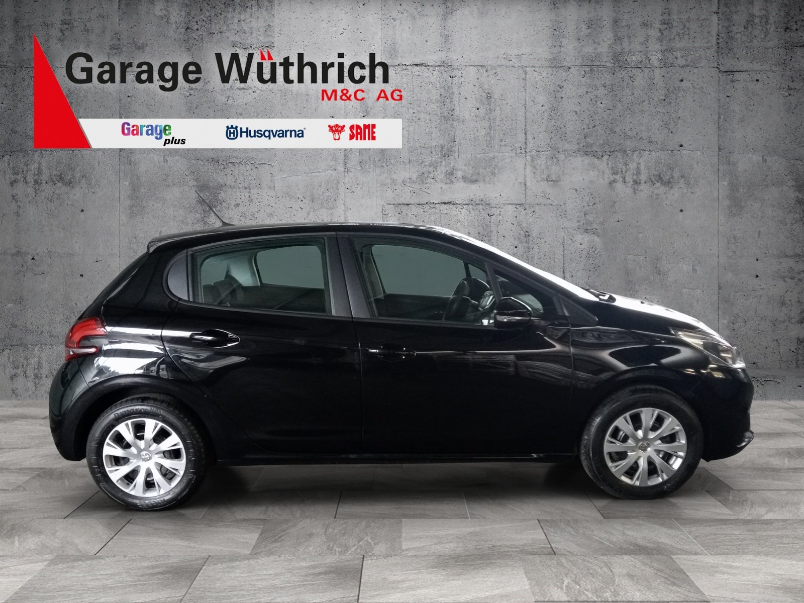 PEUGEOT 208 1.2 PureTech Active S/S, Petrol, Second hand / Used, Manual - 4