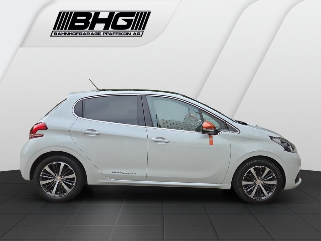PEUGEOT 208 1.2 PT Roland Garros S/S, Benzin, Occasion / Gebraucht, Automat - 4