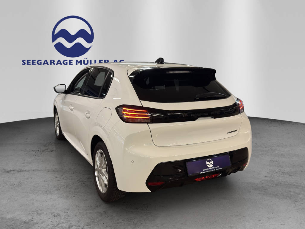 PEUGEOT 208 1.2 Hybrid Allure, Full-Hybrid Petrol/Electric, Second hand / Used, Automatic - 4
