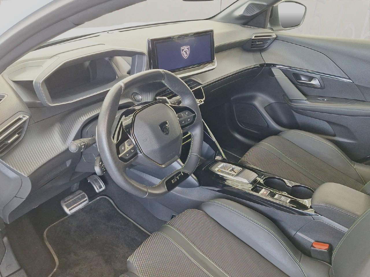 PEUGEOT 208 1.2 Hybrid 145 PS GT, Mild-Hybrid Petrol/Electric, Second hand / Used, Automatic - 6