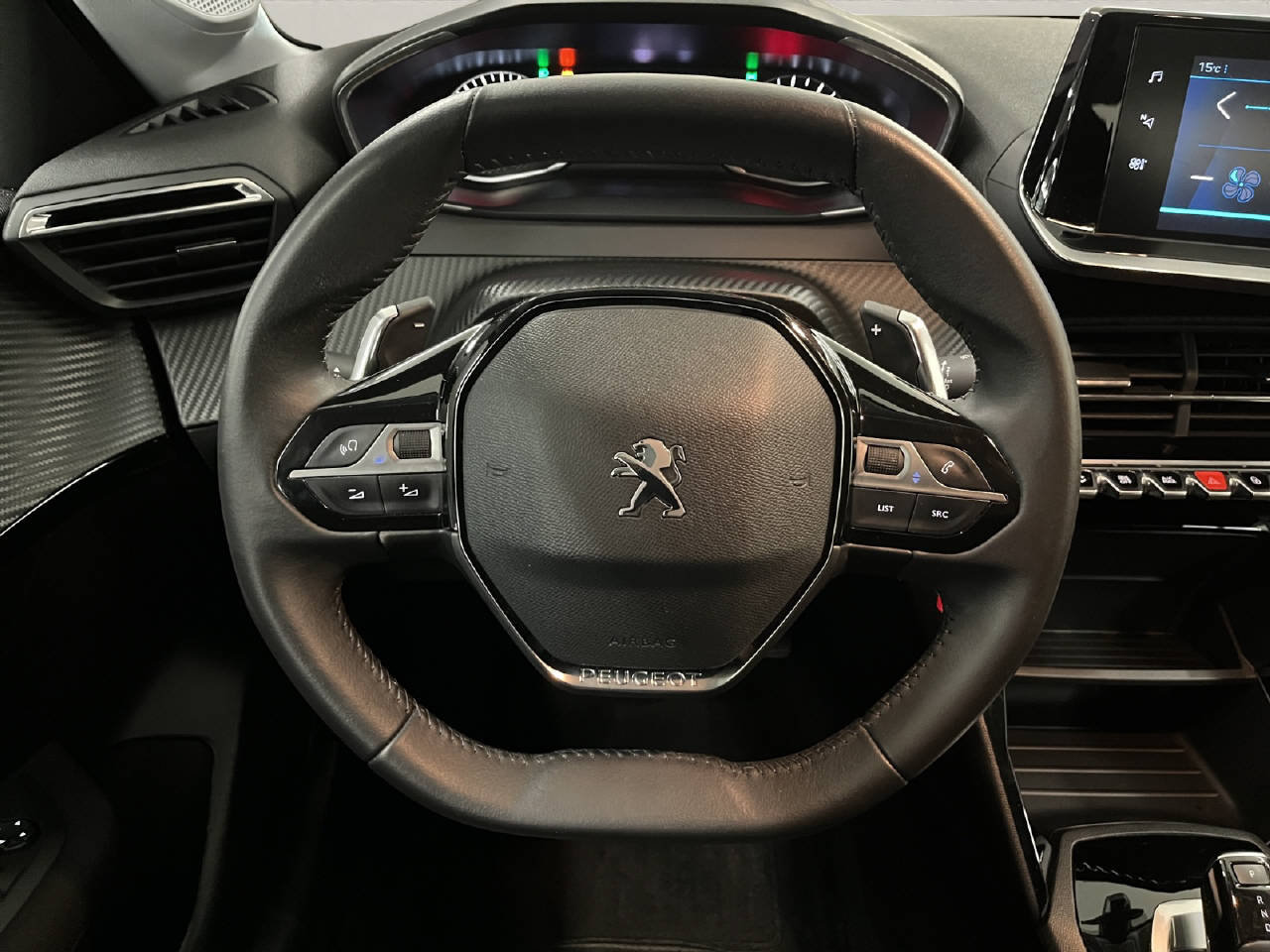 PEUGEOT 208 1.2 100 Active Pack, Benzin, Occasion / Gebraucht, Automatik - 7