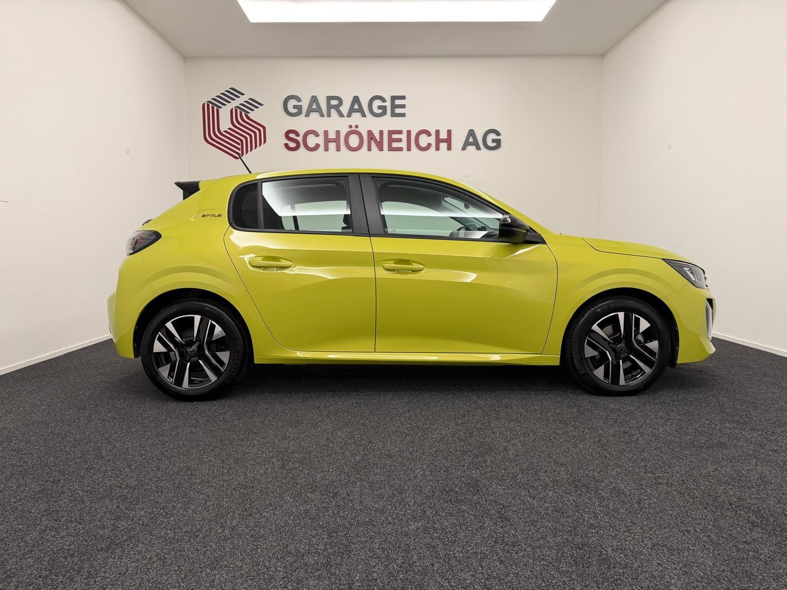 PEUGEOT 208 1.2 Hybrid Style, Mild-Hybrid Benzin/Elektro, Occasion / Gebraucht, Automatik - 4