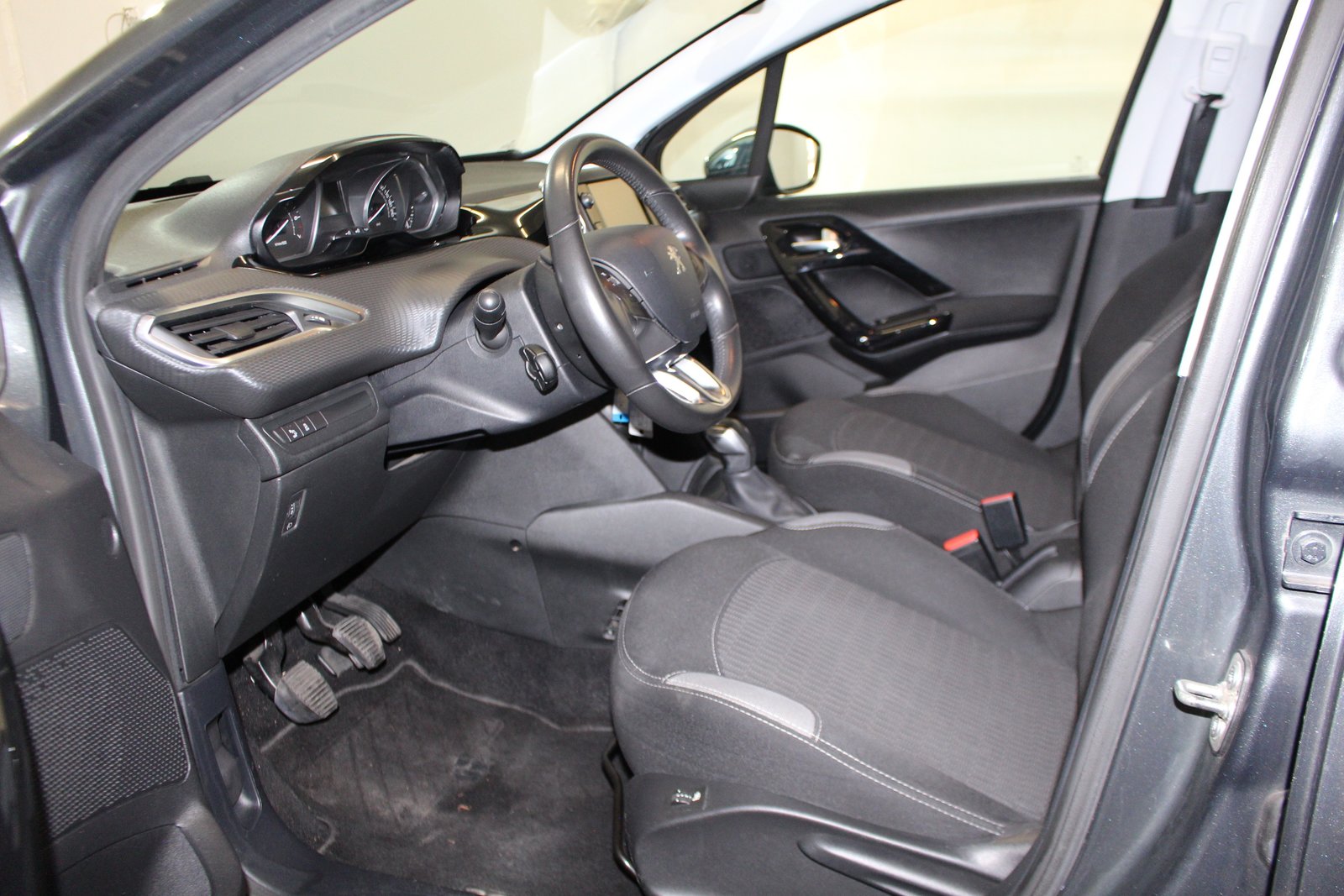 PEUGEOT 208 1.2 PureTech Style, Benzina, Occasioni / Usate, Manuale - 7