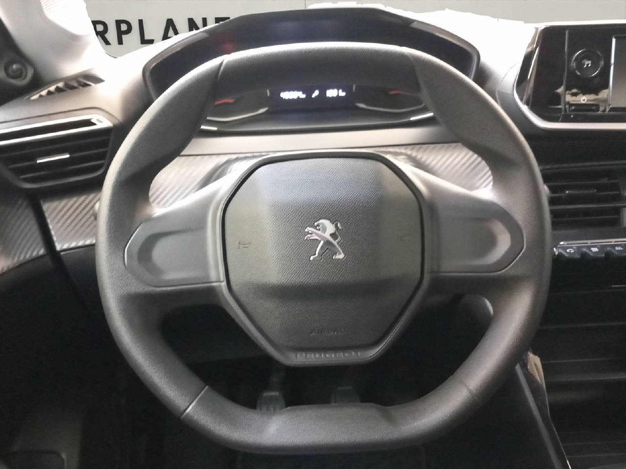 PEUGEOT 208 1.2 PureTech Like, Petrol, Second hand / Used, Manual - 6
