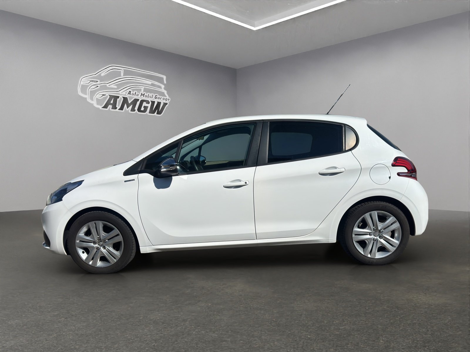 PEUGEOT 208 Limousine 1.2 PureTech Active S/S