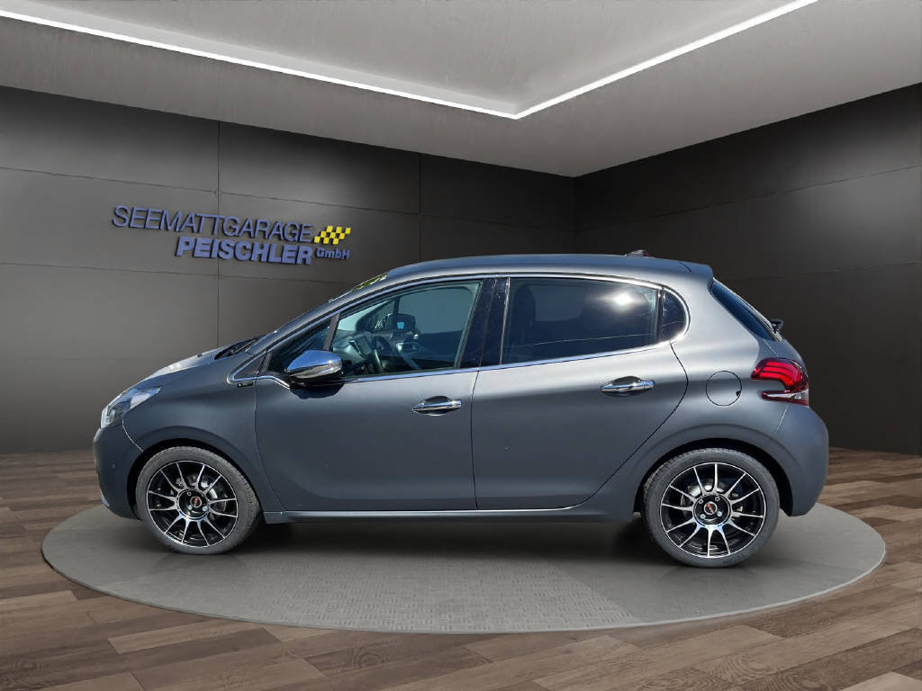 PEUGEOT 208 1.2 PureTech Allure S/S, Essence, Occasion / Utilisé, Automatique - 3