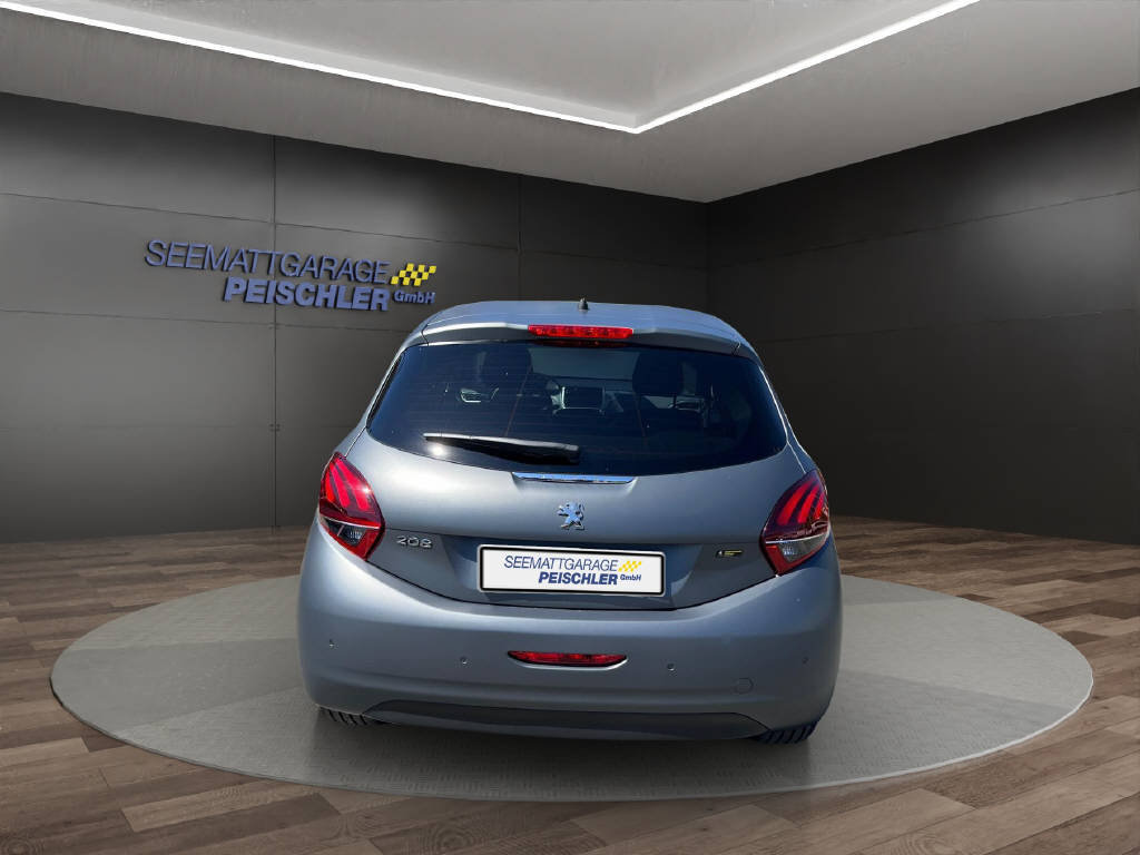 PEUGEOT 208 1.2 PureTech Allure S/S, Essence, Occasion / Utilisé, Automatique - 5