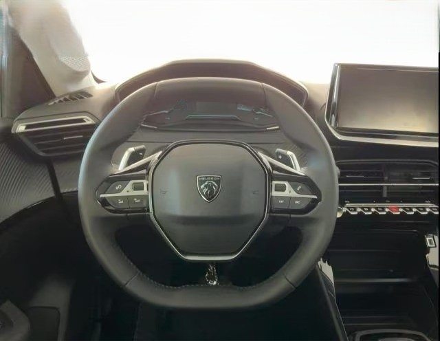 PEUGEOT 208 1.2 Hybrid Style, Hybride Léger Essence/Électricité, Occasion / Utilisé, Automatique - 7