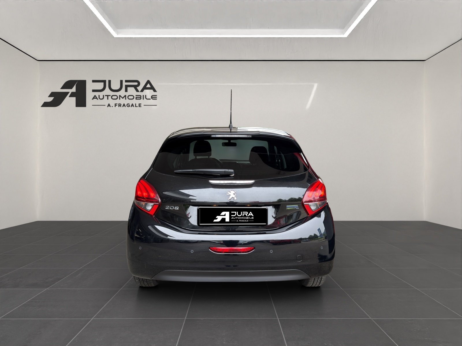 PEUGEOT 208 1.2 PureTech Urban S. EGS S/S, Essence, Occasion / Utilisé, Automatique - 6