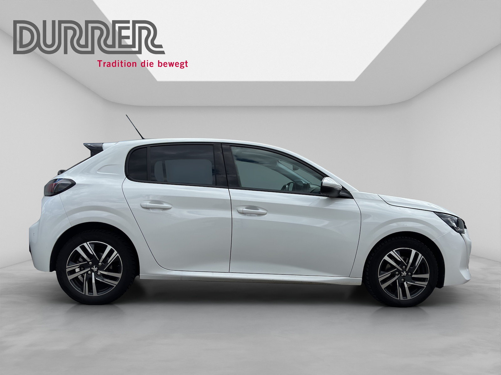PEUGEOT 208 1.2 PureTech 100 Allure, Essence, Occasion / Utilisé, Automatique - 5