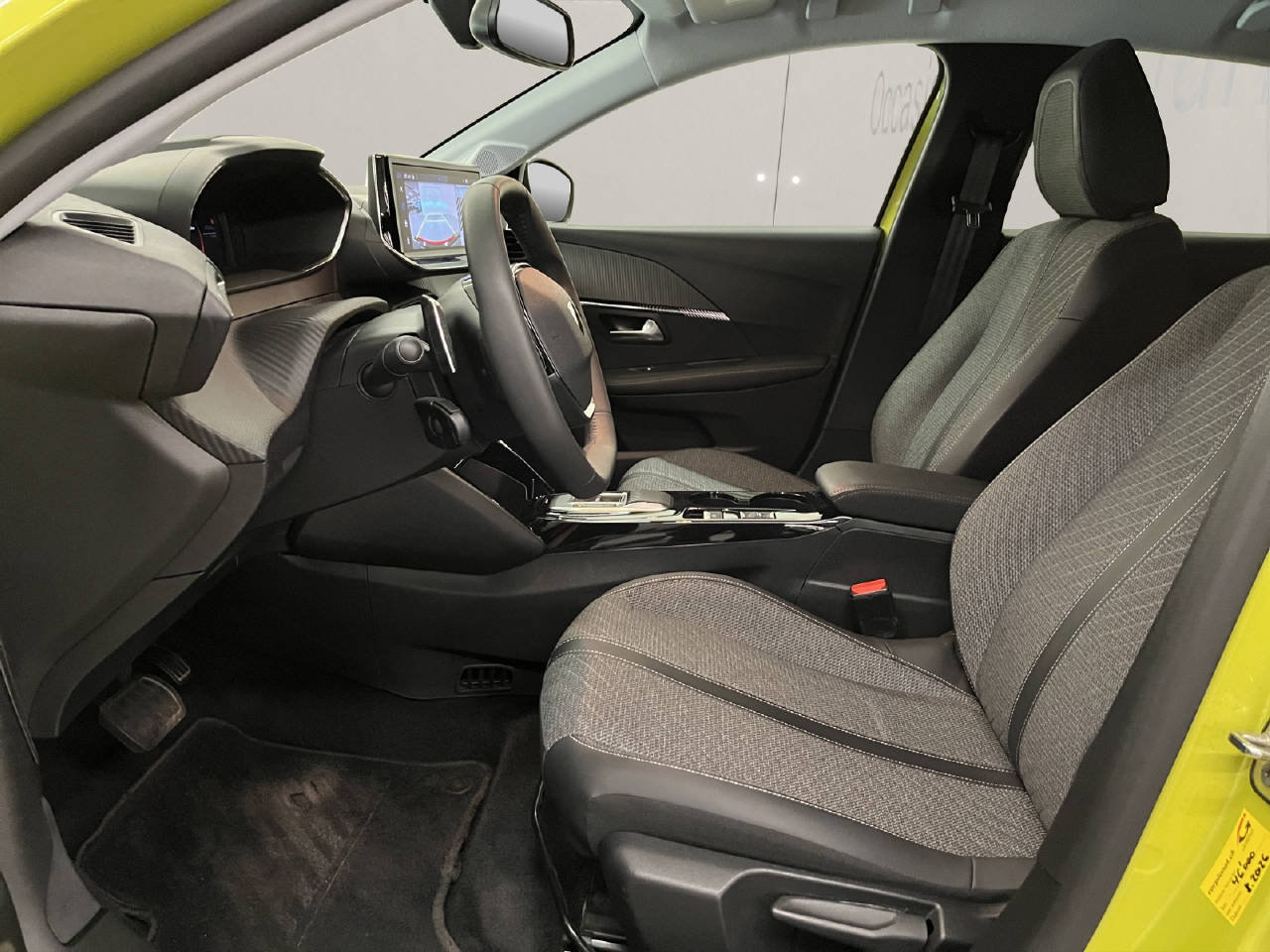 PEUGEOT 208 1.2 Hybrid Allure, Hybride Léger Essence/Électricité, Occasion / Utilisé, Automatique - 5