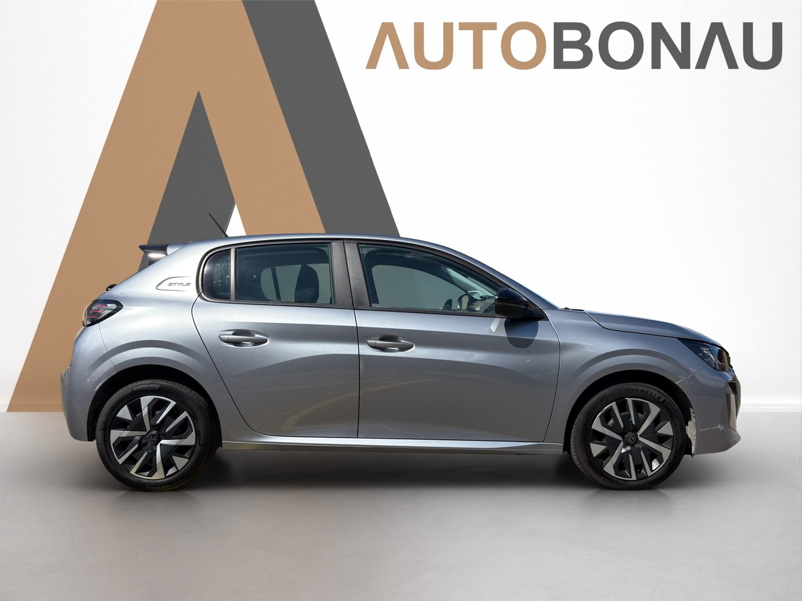 PEUGEOT 208 1.2 Hybrid Style, Mild-Hybrid Benzin/Elektro, Occasion / Gebraucht, Automatik - 6