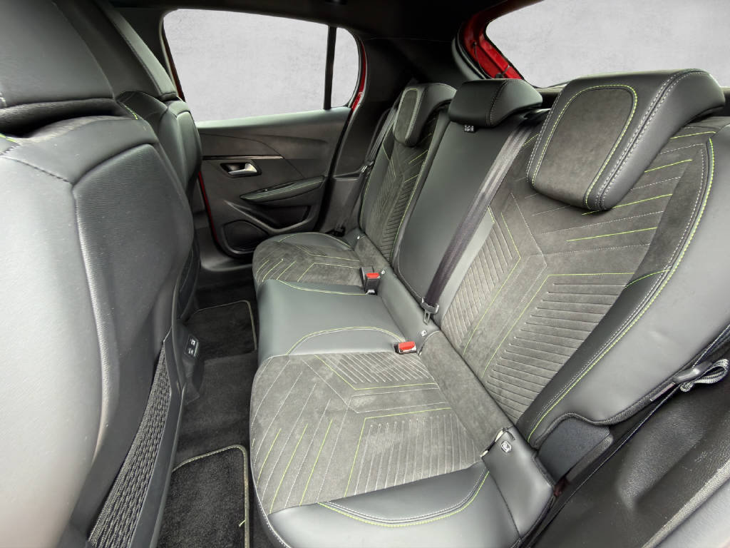 PEUGEOT 208 1.2 Hybrid 145 GT, Hybride Leggero Benzina/Elettrica, Occasioni / Usate, Automatico - 7