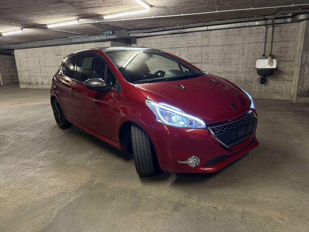 PEUGEOT 208 1.6 Turbo GTi, Petrol, Second hand / Used, Manual - 2