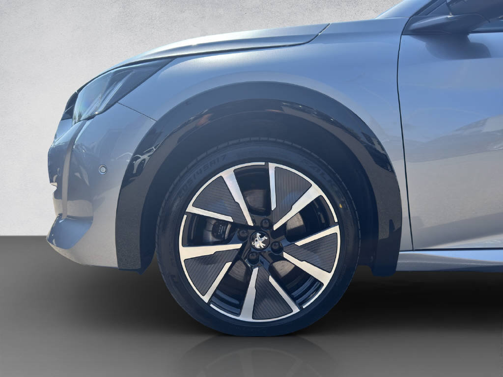 PEUGEOT 208 e-GT, Elektro, Occasion / Gebraucht, Automatik - 7