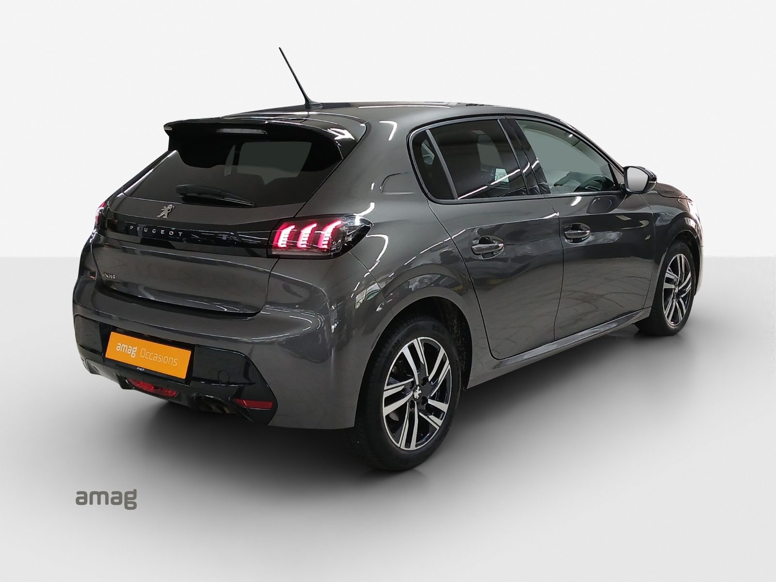 PEUGEOT 208 1.2 PureT All.P. EAT8, Petrol, Second hand / Used, Automatic - 5