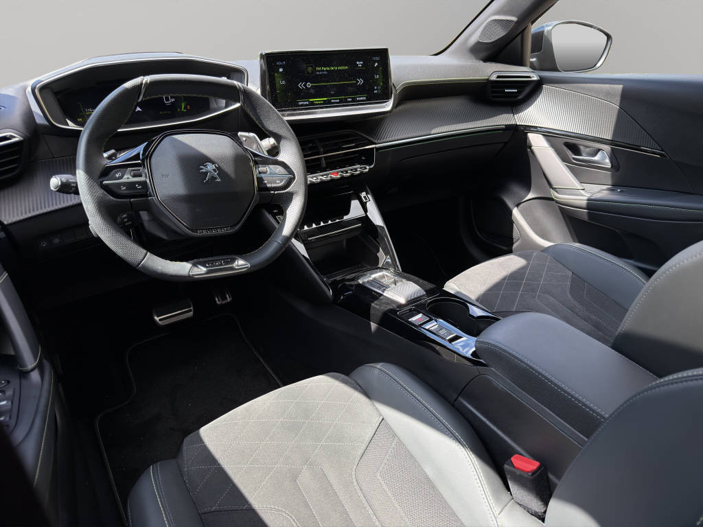 PEUGEOT 208 1.2 PureTech 130 GT, Essence, Occasion / Utilisé, Automatique - 6