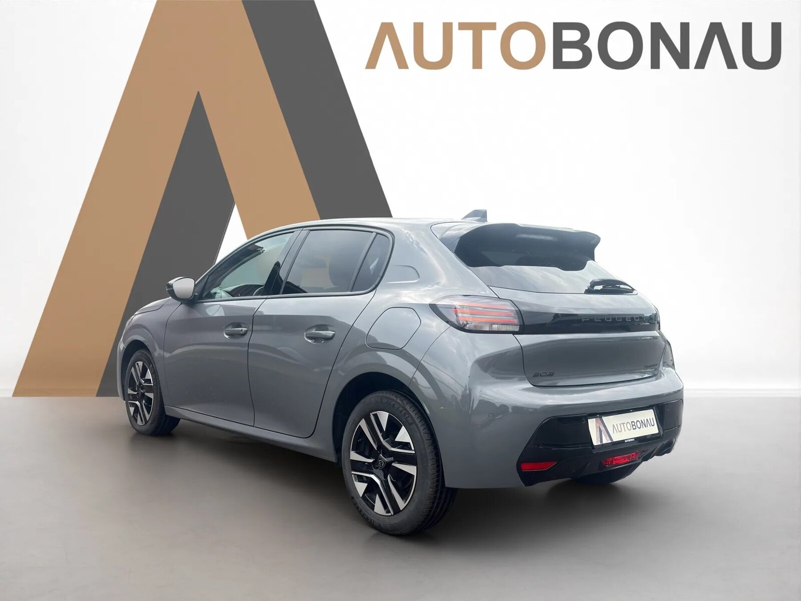 PEUGEOT 208 1.2 Hybrid Allure, Mild-Hybrid Petrol/Electric, Second hand / Used, Automatic - 3