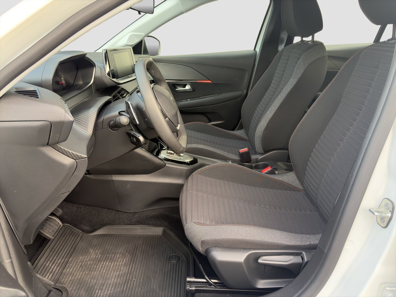 PEUGEOT 208 1.2 PureTech 100 PS Active Pack, Essence, Occasion / Utilisé, Automatique - 6