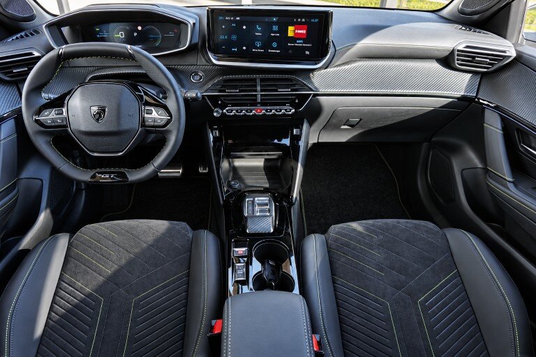 PEUGEOT 208 e-GT, Électrique, Occasion / Utilisé, Automatique - 7
