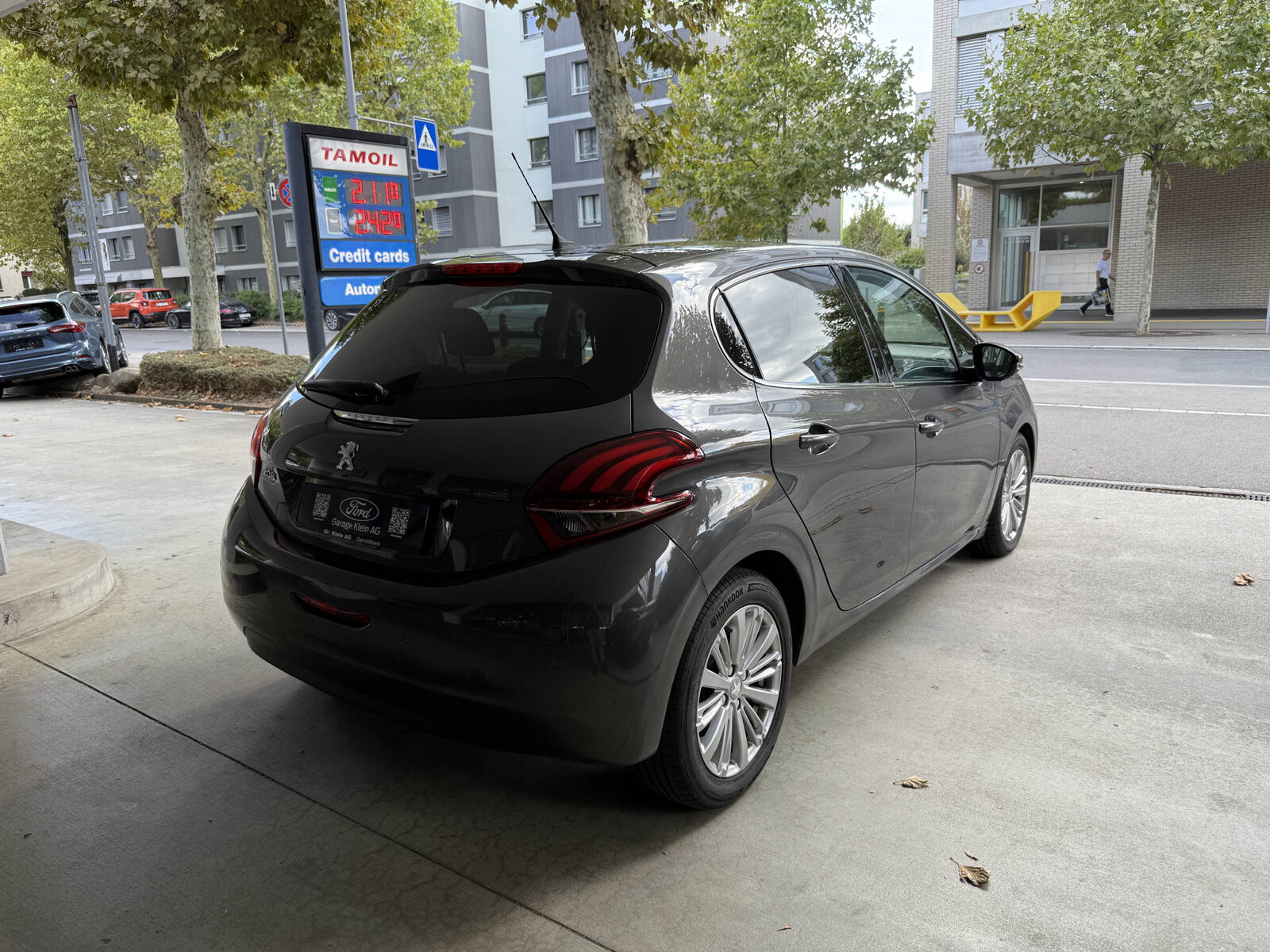 PEUGEOT 208 1.2 PureTech Allure S/S, Benzina, Occasioni / Usate, Automatico - 4