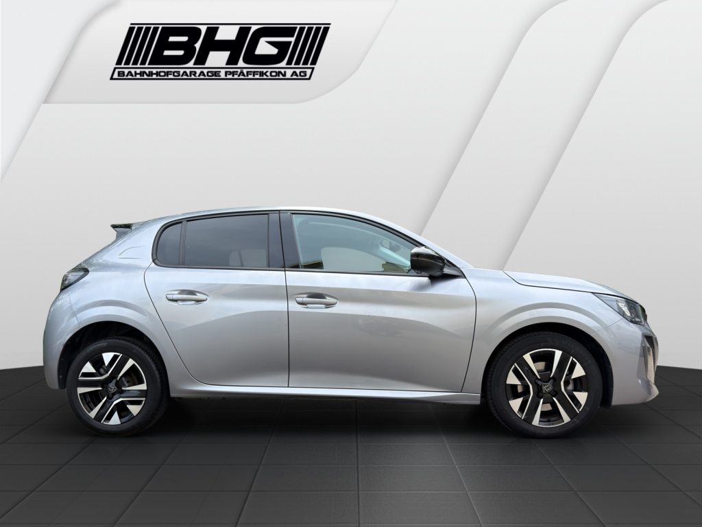 PEUGEOT 208 1.2 Hybrid Allure, Mild-Hybrid Petrol/Electric, Second hand / Used, Automatic - 4