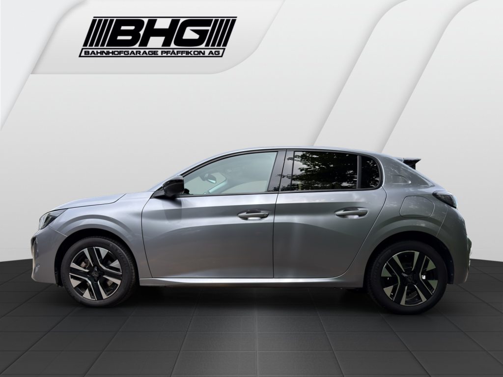 PEUGEOT 208 1.2 Hybrid Allure, Mild-Hybrid Petrol/Electric, Second hand / Used, Automatic - 2