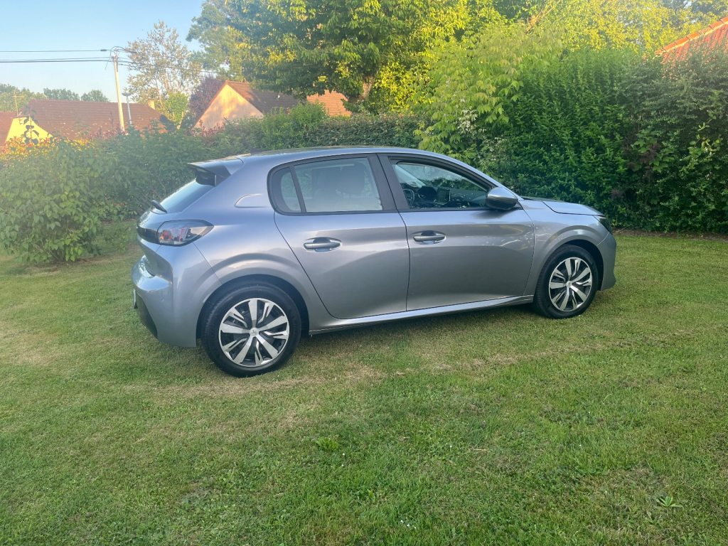 PEUGEOT 208 1.2 PureTech 100 Active, Benzin, Occasion / Gebraucht, Handschaltung - 6