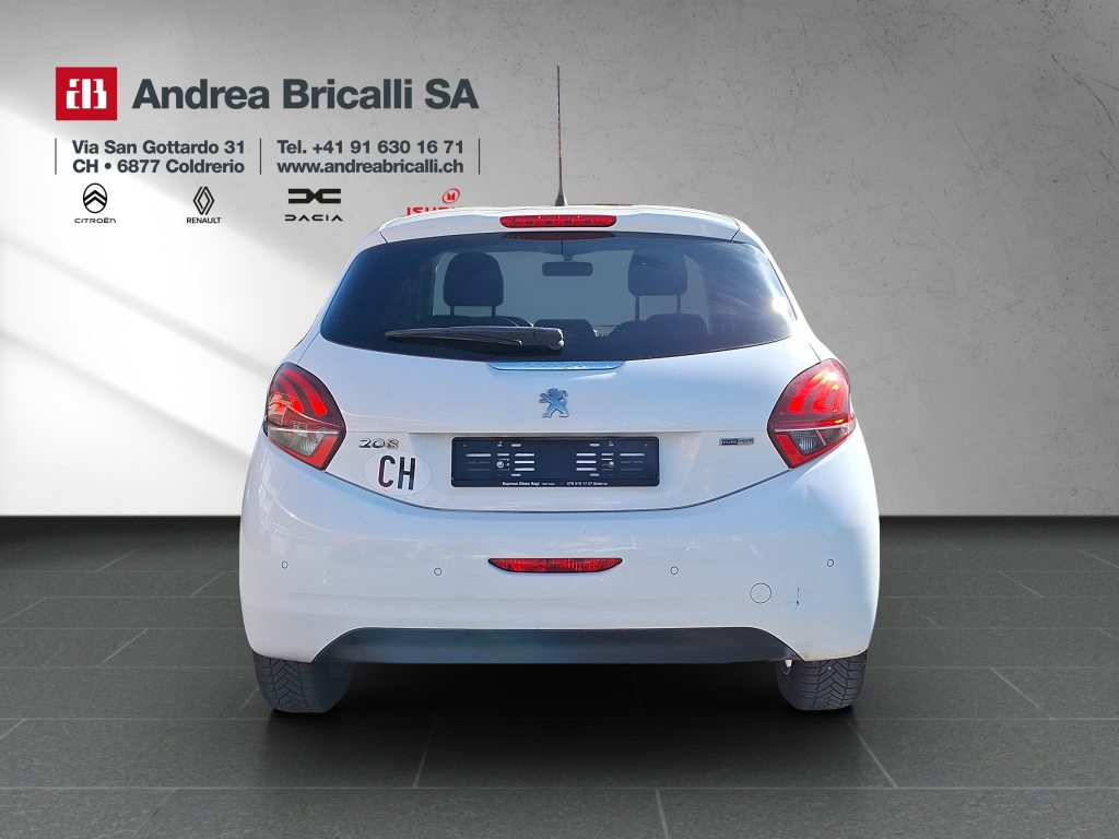 PEUGEOT 208 1.2 PureTech Style S/S, Benzin, Occasion / Gebraucht, Automatik - 3