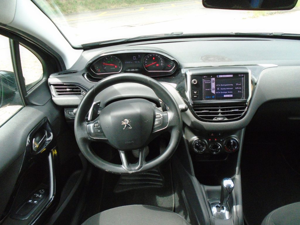 PEUGEOT 208 1.4 e-HDI Active EGS, Diesel, Occasioni / Usate, Automatico - 4