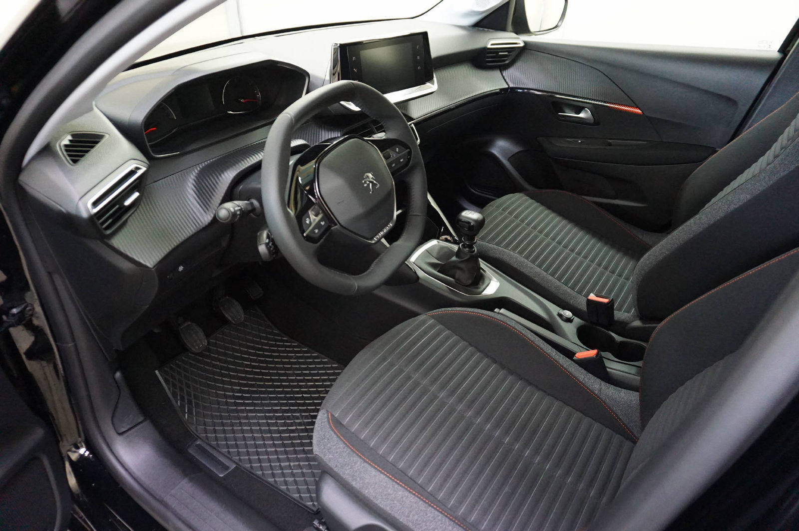 PEUGEOT 208 1.2 PureTech 100 Active Pack, Essence, Voiture de démonstration, Manuelle - 2