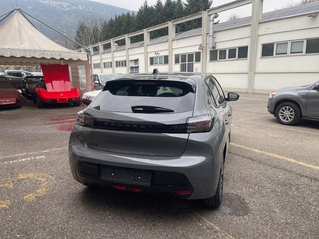 PEUGEOT 208 1.2 PureTech 100 Allure, Benzin, Vorführwagen, Handschaltung - 6