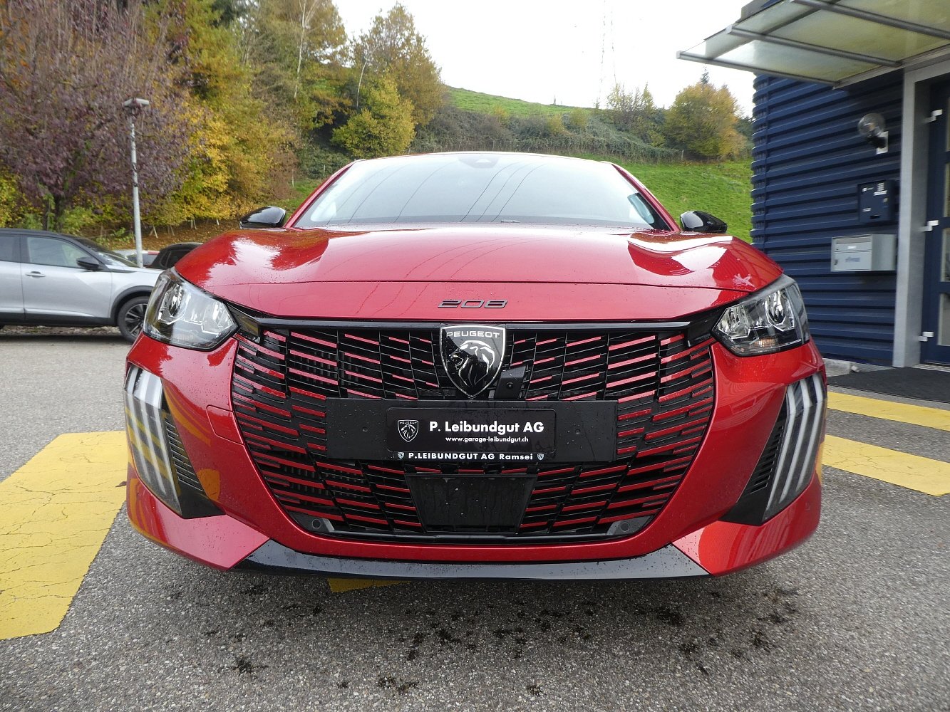 PEUGEOT 208 1.2 Hybrid Allure, Mild-Hybrid Petrol/Electric, Ex-demonstrator, Automatic - 2