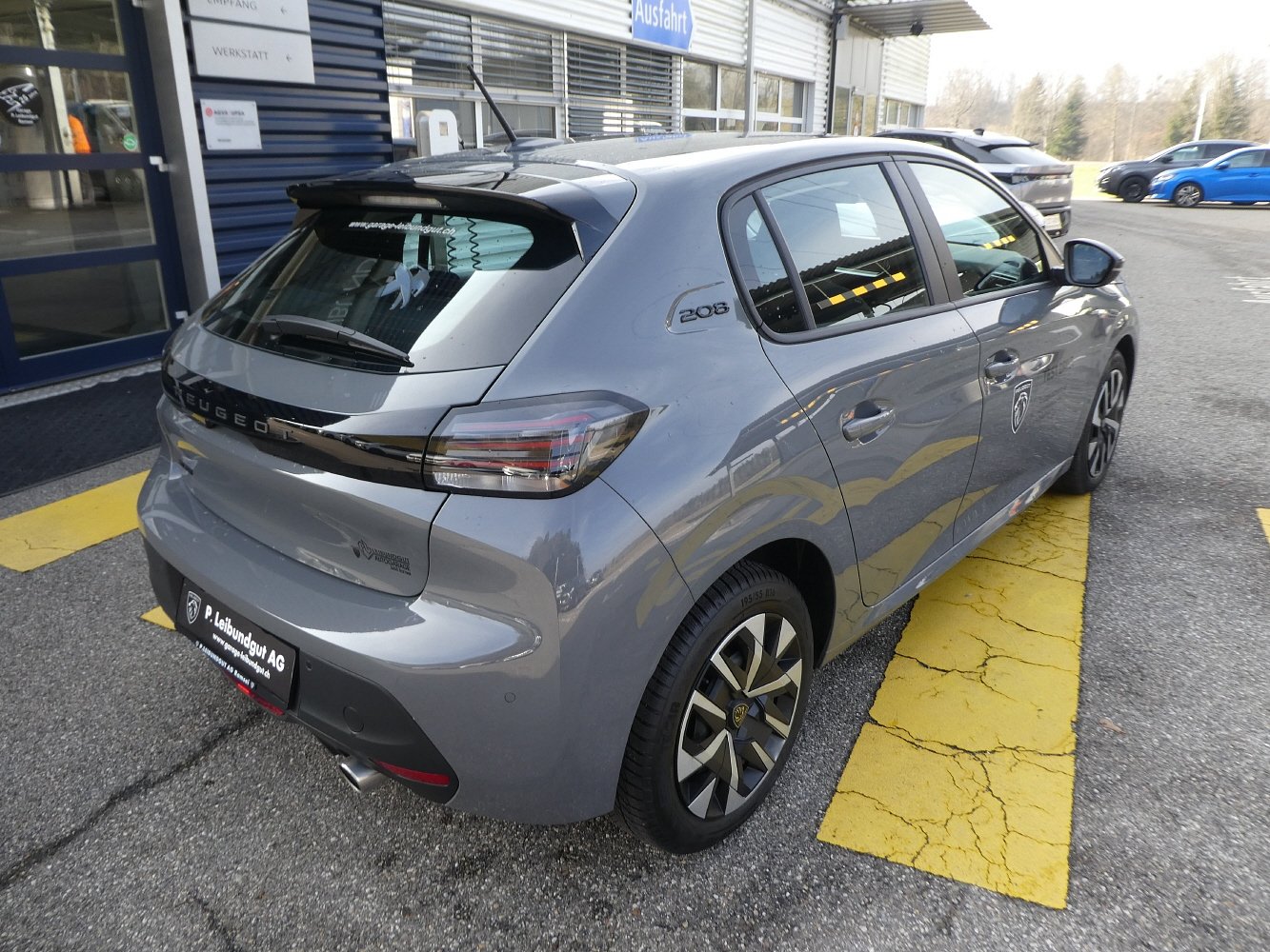 PEUGEOT 208 1.2 PureTech 100 Active 6. Gang, Essence, Voiture de démonstration, Manuelle - 6