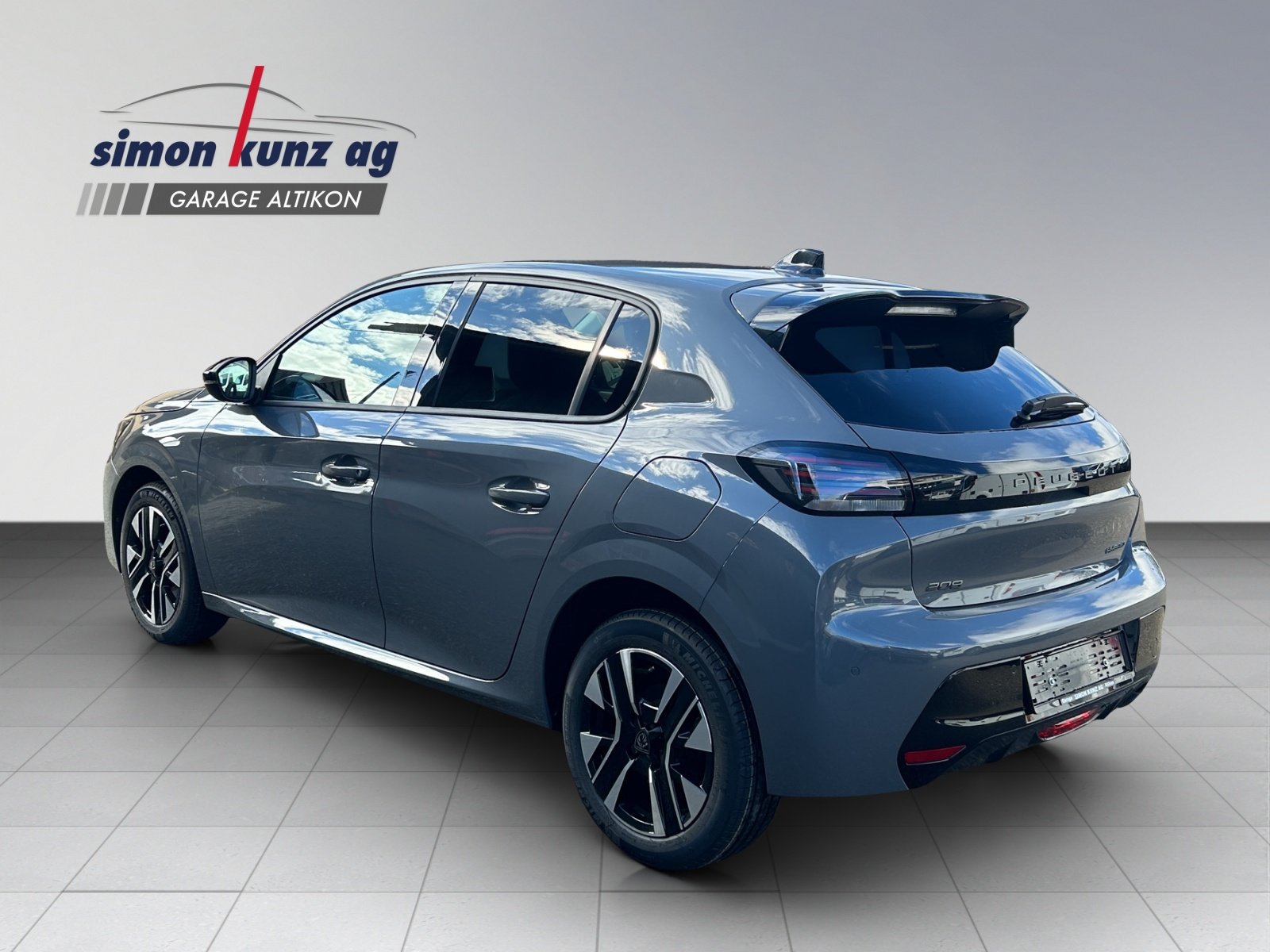 PEUGEOT 208 1.2 Hybrid Allure Premium, Mild-Hybrid Petrol/Electric, Ex-demonstrator, Automatic - 3