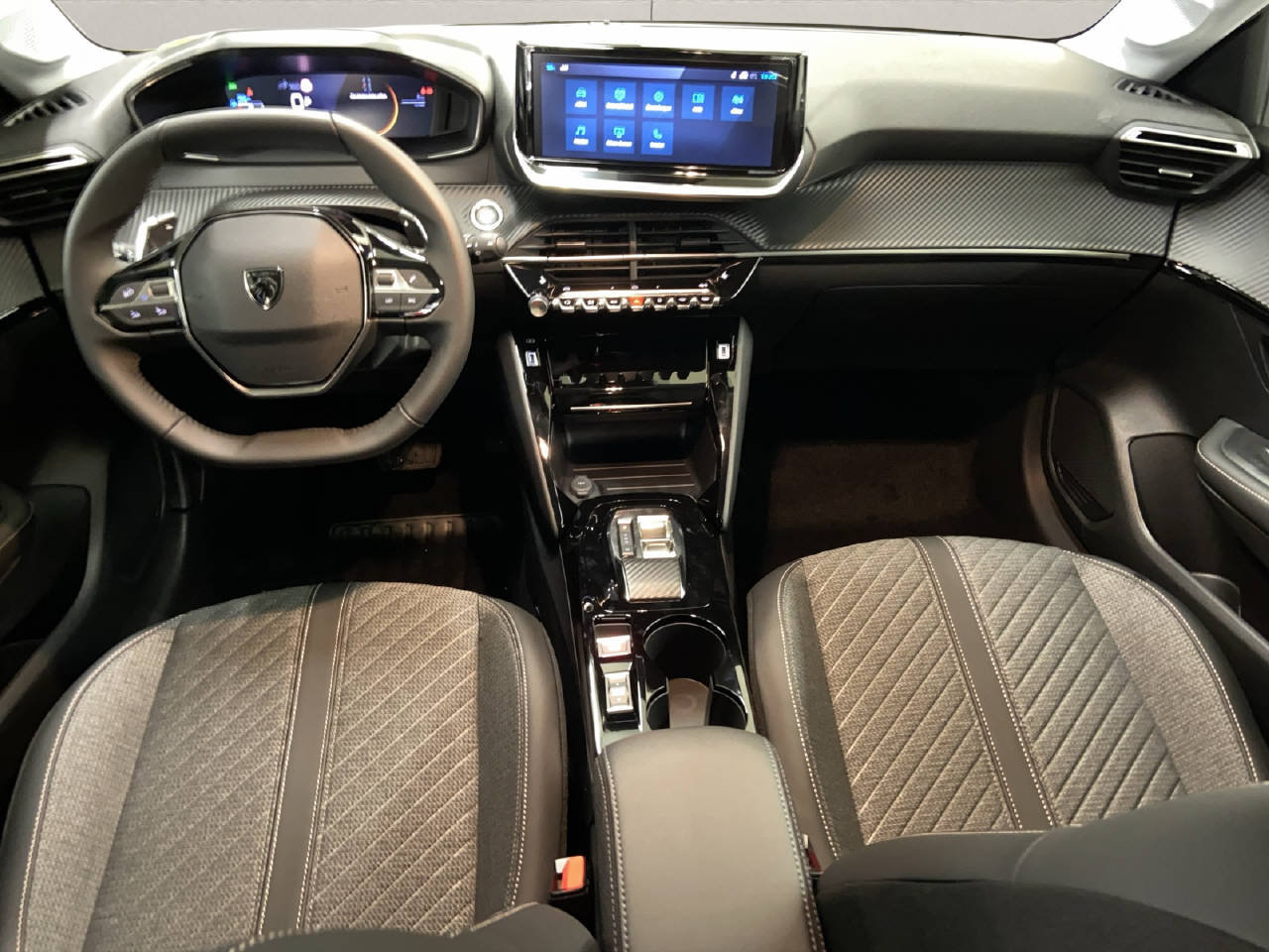 PEUGEOT 208 1.2 Hybrid Allure Premium, Mild-Hybrid Benzin/Elektro, Vorführwagen, Automatik - 6