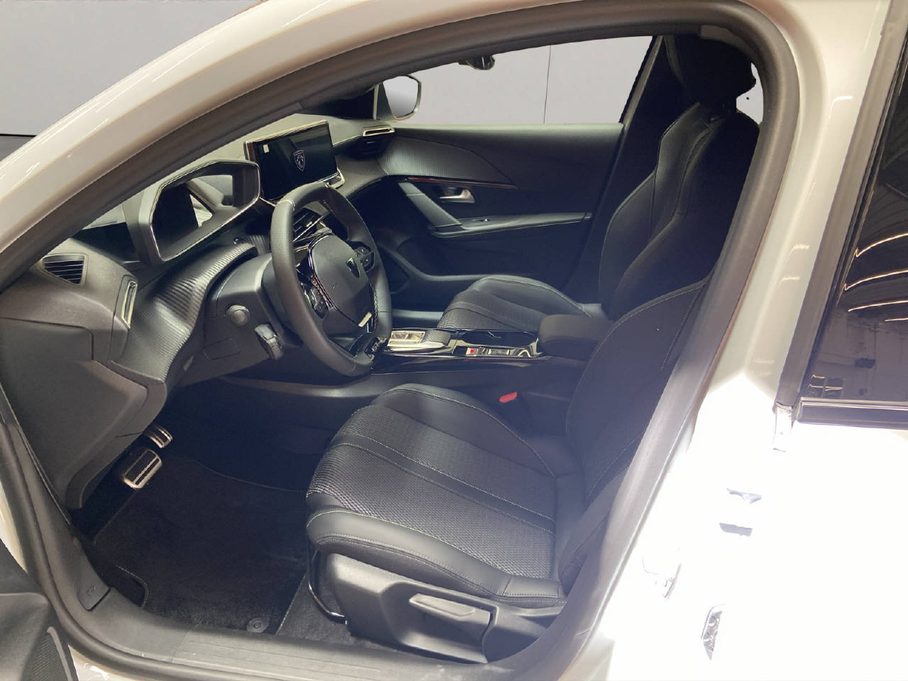 PEUGEOT 208 e-GT, Elettrica, Auto dimostrativa, Automatico - 5