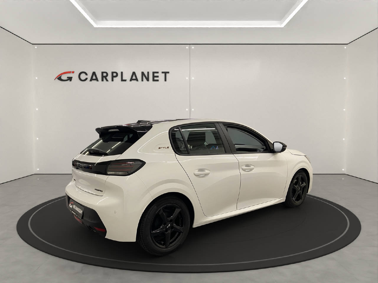PEUGEOT 208 1.2 Hybrid GT - Sport Style, Hybride Leggero Benzina/Elettrica, Auto dimostrativa, Automatico - 4