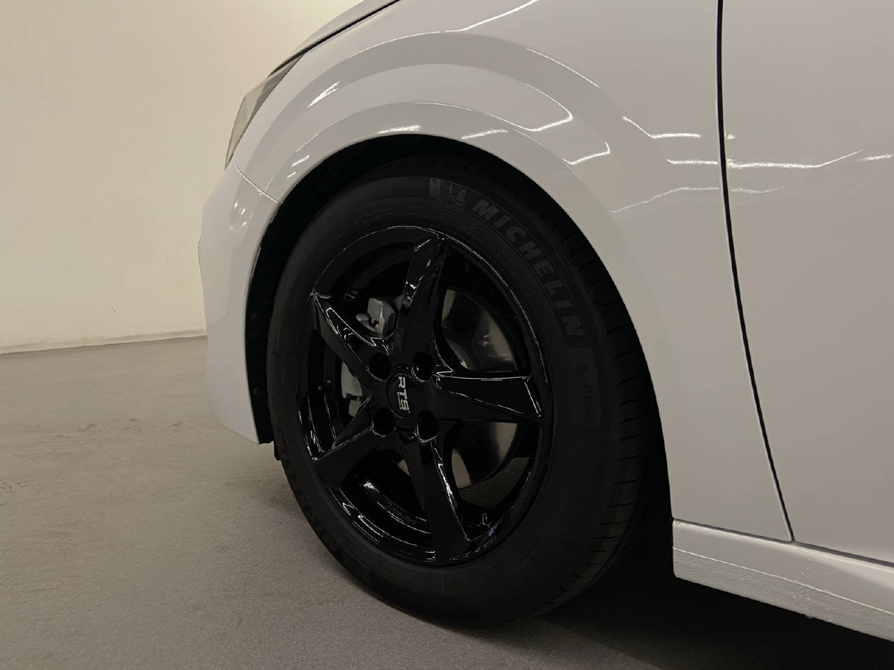 PEUGEOT 208 1.2 Hybrid GT - Sport Style, Hybride Leggero Benzina/Elettrica, Auto dimostrativa, Automatico - 5
