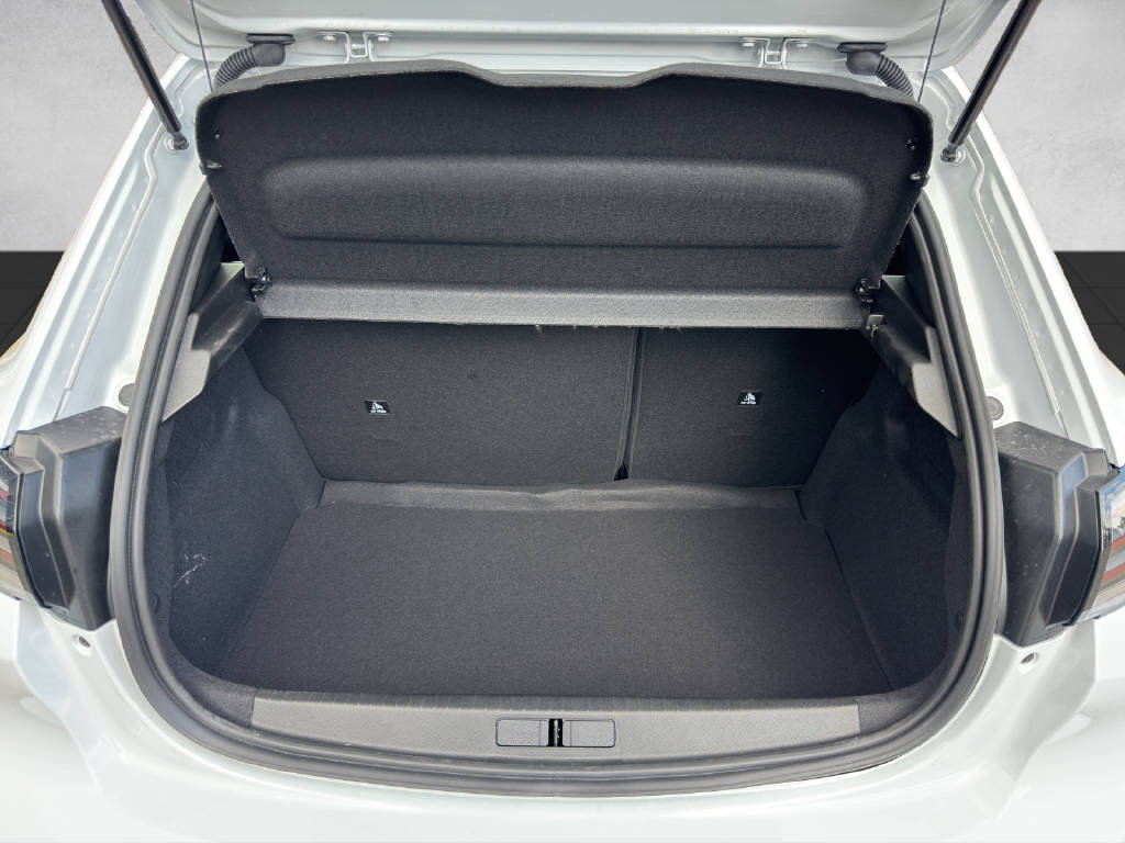 PEUGEOT 208 1.2 Hybrid Style, Mild-Hybrid Petrol/Electric, Ex-demonstrator, Automatic - 6