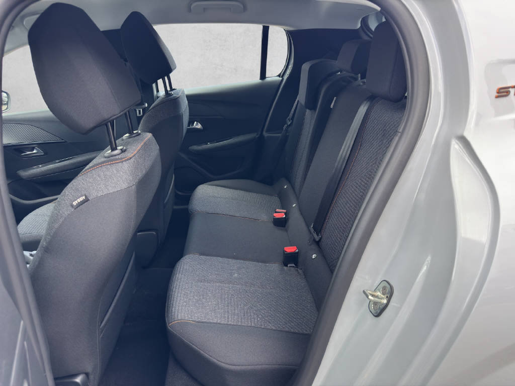 PEUGEOT 208 1.2 Hybrid Style, Mild-Hybrid Petrol/Electric, Ex-demonstrator, Automatic - 7