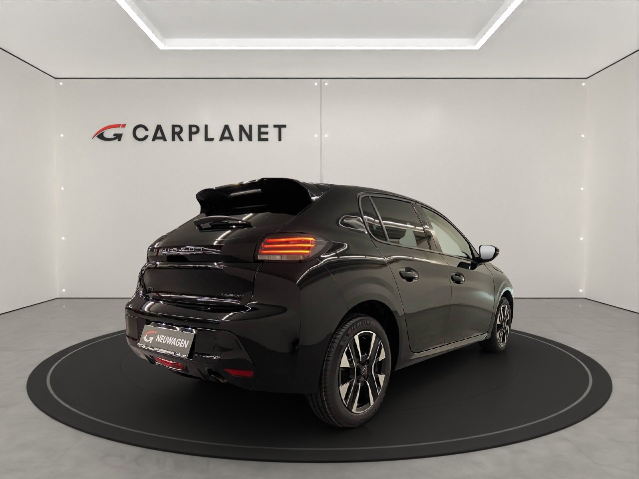 PEUGEOT 208 1.2 Hybrid Allure Premium, Full-Hybrid Petrol/Electric, Ex-demonstrator, Automatic - 4